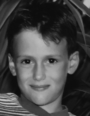 Photo de Tristan enfant – batteur du groupe Replay Cover